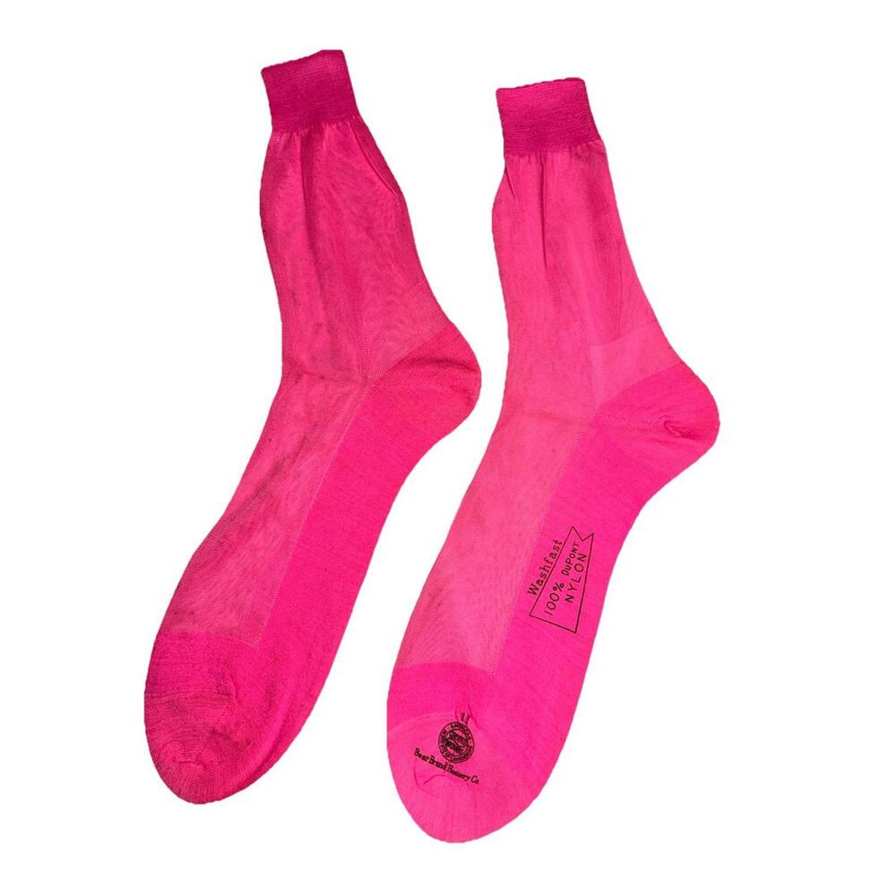 VTG 1950s HOT PINK Bear brand Hosiery Sheer Nylon Sock Hose Sz 11 New